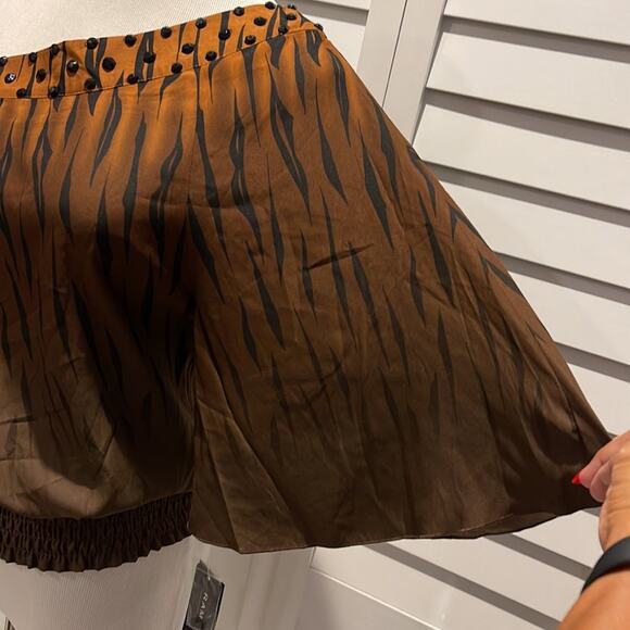 Rampage NWT One Shoulder Animal print and beaded Top with rushed Bottom. - Picture 2 of 8